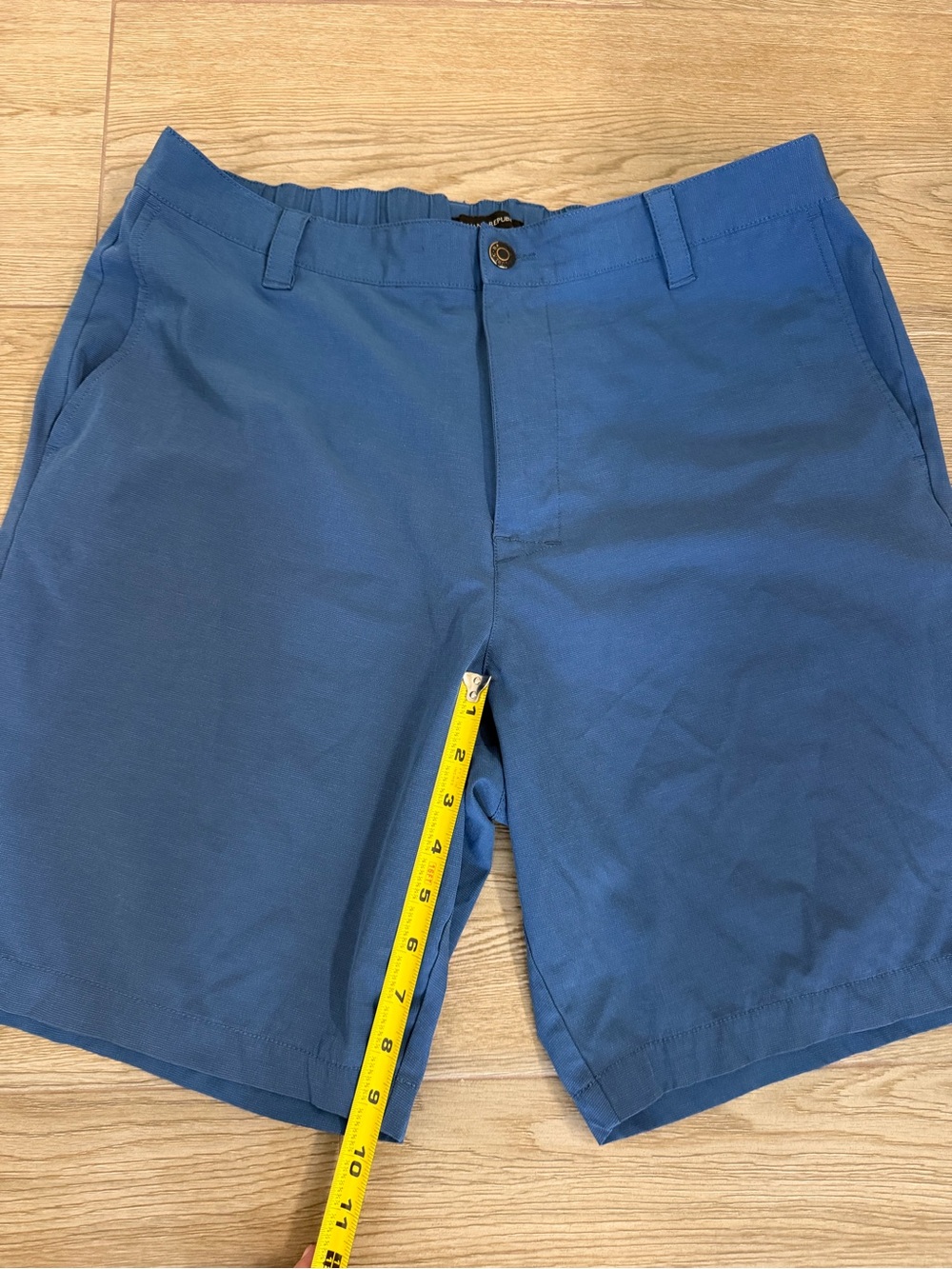 Men's Blue Dry Fit Banana Republic Shorts - Picture 3 of 5